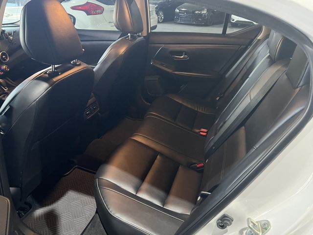 NISSAN日產 SENTRA  第6張相片
