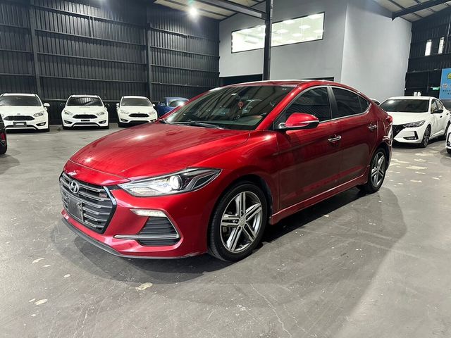 HYUNDAI現代 ELANTRA  第11張相片