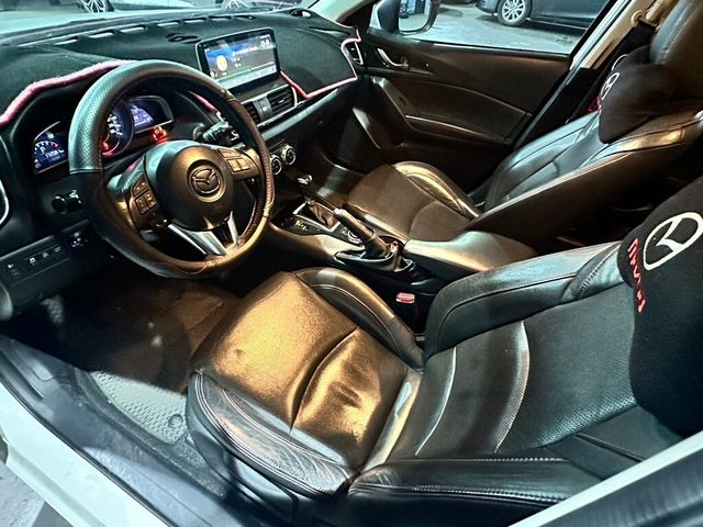 MAZDA馬自達 MAZDA 3  第3張相片