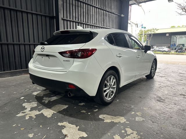 MAZDA馬自達 MAZDA 3  第3張相片
