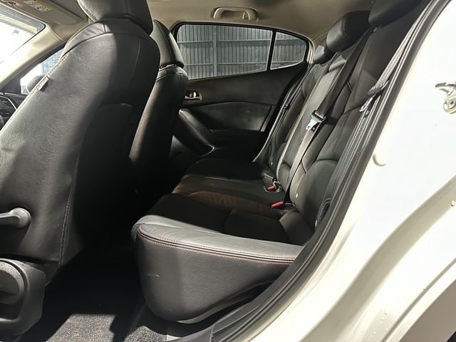MAZDA馬自達 MAZDA 3  第6張相片