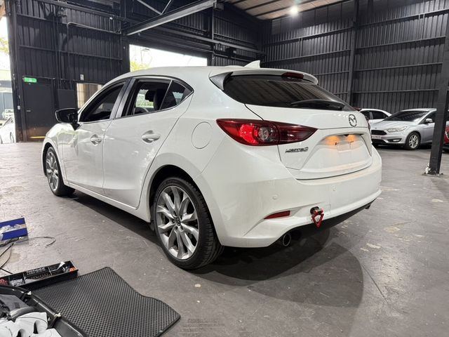 MAZDA馬自達 MAZDA 3  第4張相片