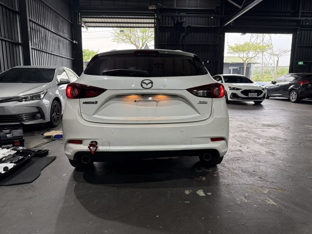 MAZDA馬自達 MAZDA 3  第6張相片