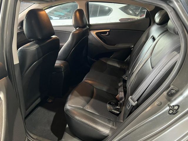 HYUNDAI現代 ELANTRA  第6張相片