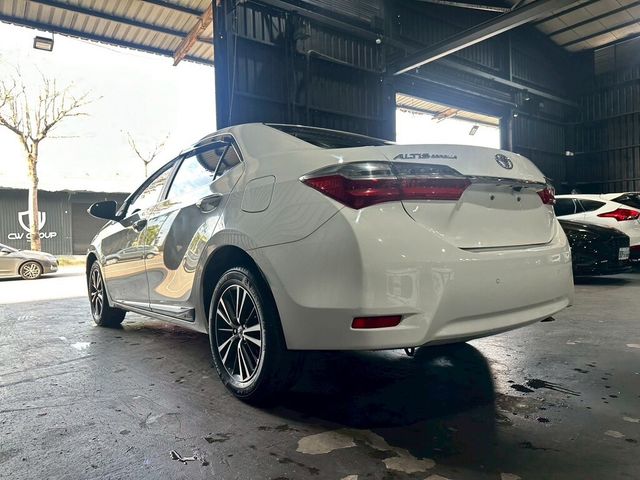 TOYOTA豐田 ALTIS  第4張相片