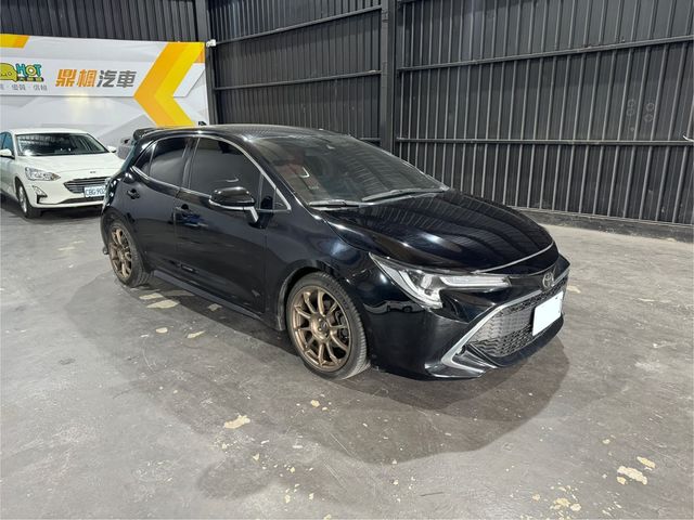 TOYOTA豐田 AURIS  第2張相片