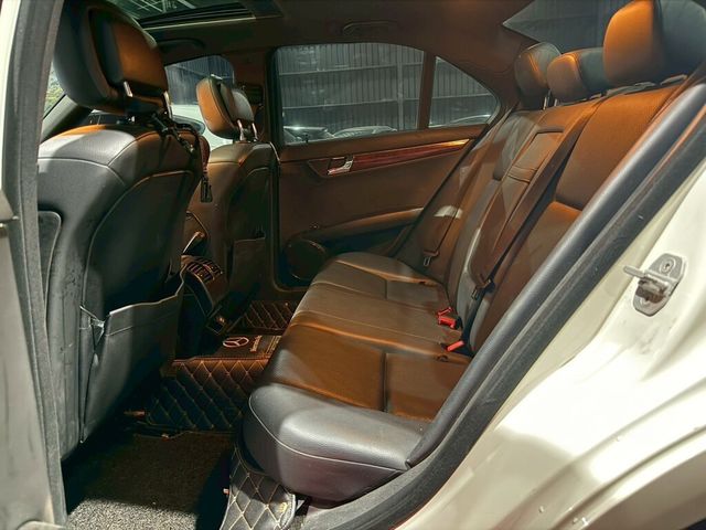 M-BENZ賓士 C300  第6張相片
