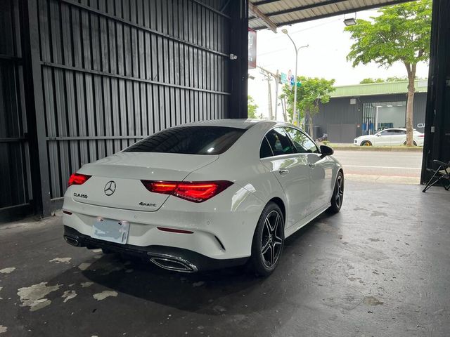 M-BENZ賓士 CLA250  第4張相片