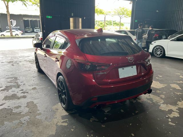 MAZDA馬自達 MAZDA 3  第4張相片