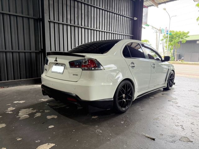 MITSUBISHI三菱 LANCER FORTIS  第3張相片