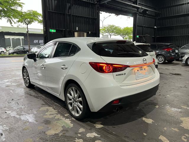 MAZDA馬自達 MAZDA 3  第4張相片