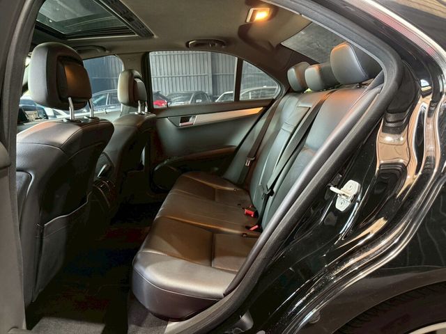 M-BENZ賓士 C250  第6張相片
