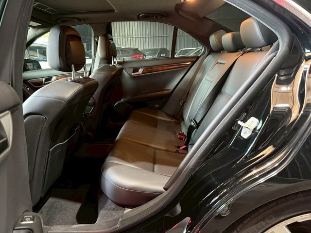M-BENZ賓士 C250  第6張相片