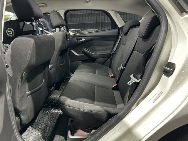 FORD福特 FOCUS  第6張相片