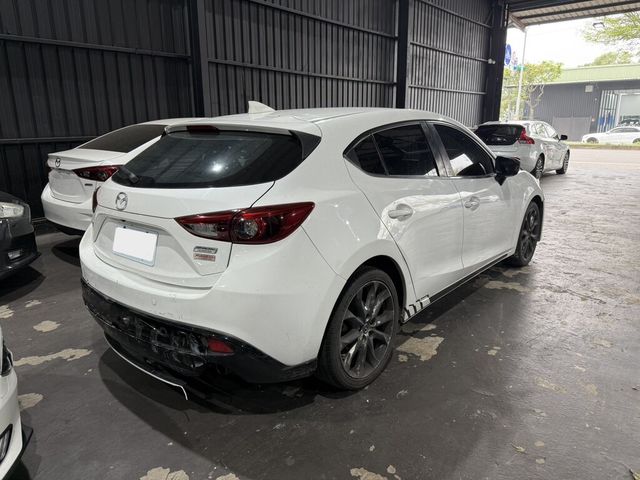 MAZDA馬自達 MAZDA 3  第3張相片