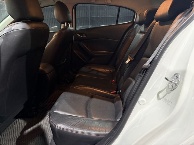 MAZDA馬自達 MAZDA 3  第6張相片