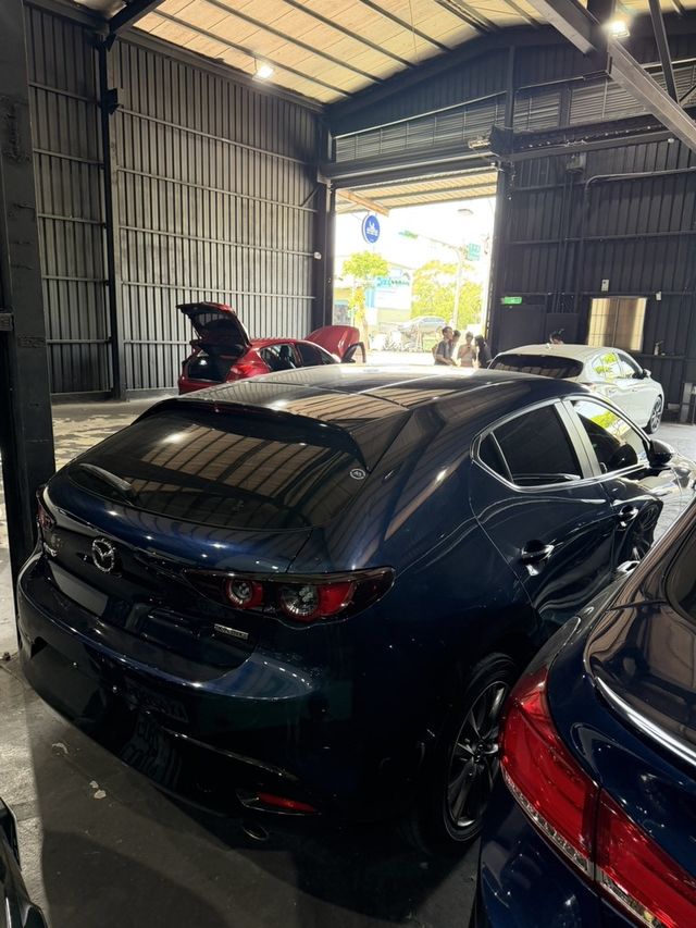 MAZDA馬自達 MAZDA 3  第3張相片