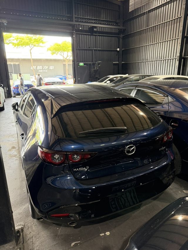 MAZDA馬自達 MAZDA 3  第6張相片