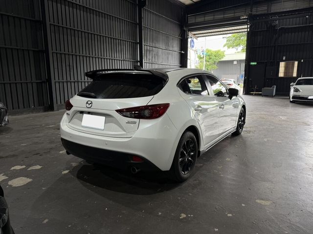 MAZDA馬自達 MAZDA 3  第4張相片