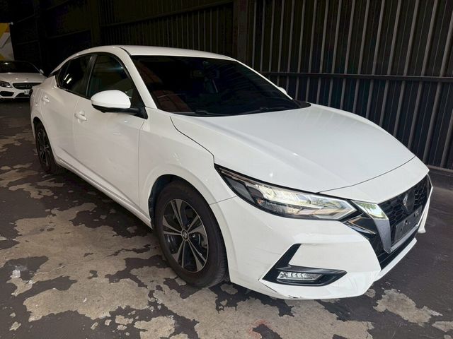 NISSAN日產 SENTRA  第2張相片