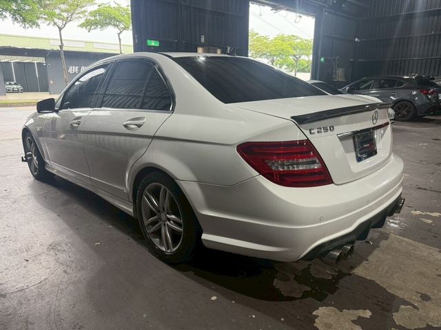 M-BENZ賓士 C250  第4張相片