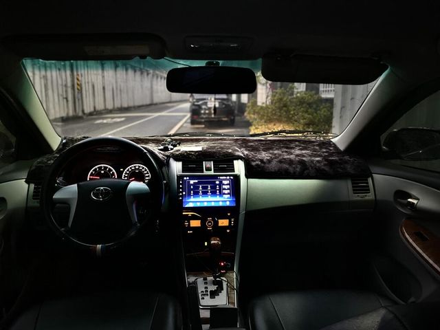TOYOTA豐田 ALTIS  第5張相片