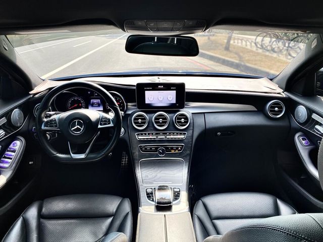 M-BENZ賓士 C300  第5張相片