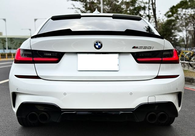 BMW寶馬 330I  第4張相片