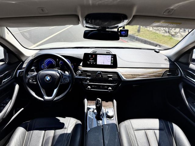 BMW寶馬 520D  第5張相片