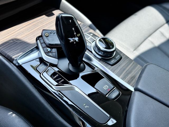 BMW寶馬 520I  第6張相片