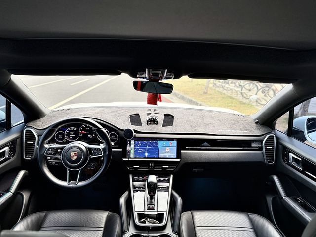 PORSCHE保時捷 CAYENNE  第7張相片