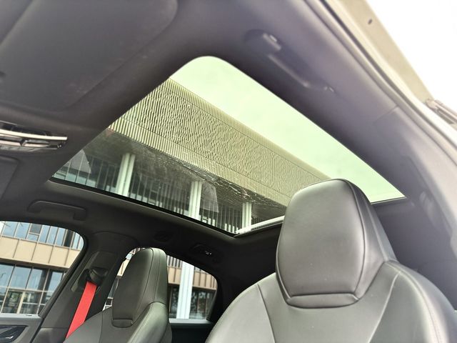 PORSCHE保時捷 CAYENNE  第13張相片
