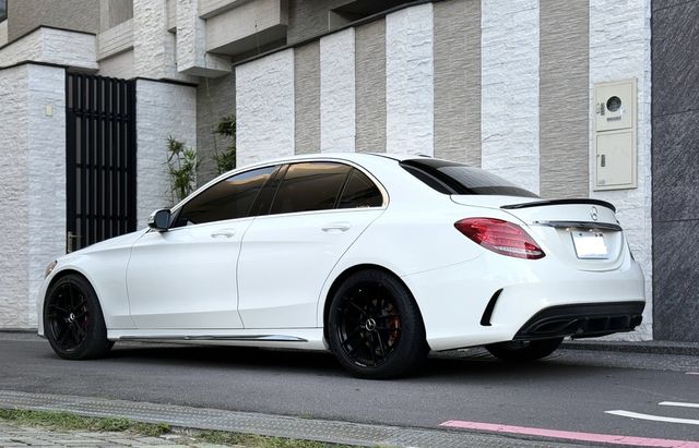 M-BENZ賓士 C300  第2張相片
