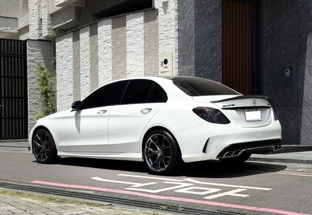 M-BENZ賓士 C450  第2張相片