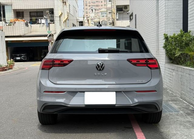 VOLKSWAGEN福斯 GOLF  第4張相片