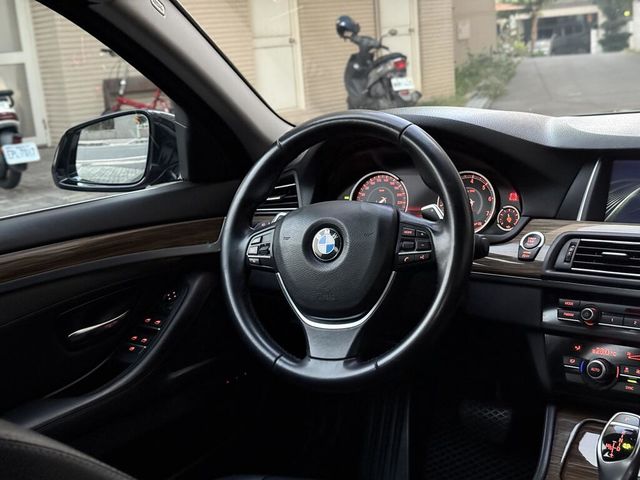 BMW寶馬 528I  第5張相片