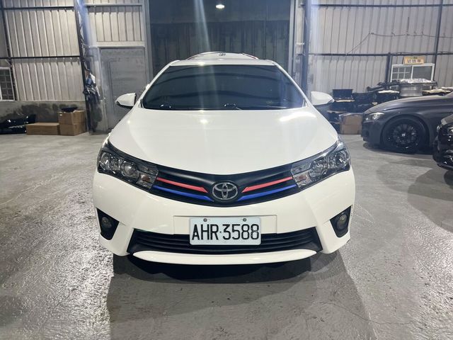 TOYOTA豐田 ALTIS  第3張相片