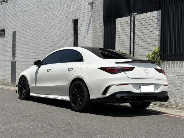 M-BENZ賓士 CLA250  第2張相片