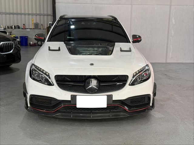 M-BENZ賓士 C63 S AMG  第3張相片