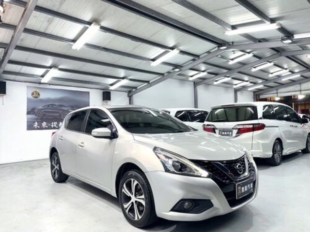 NISSAN日產 TIIDA  第2張相片