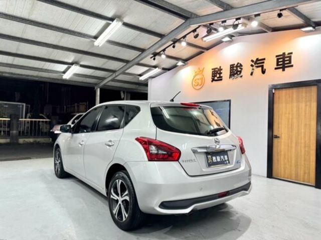 NISSAN日產 TIIDA  第3張相片