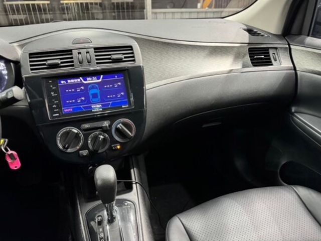 NISSAN日產 TIIDA  第7張相片