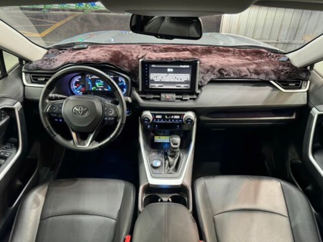 TOYOTA豐田 RAV4  第5張相片
