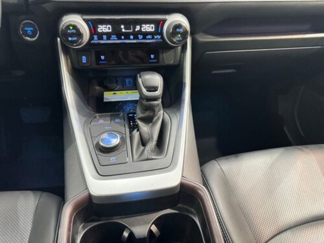 TOYOTA豐田 RAV4  第11張相片