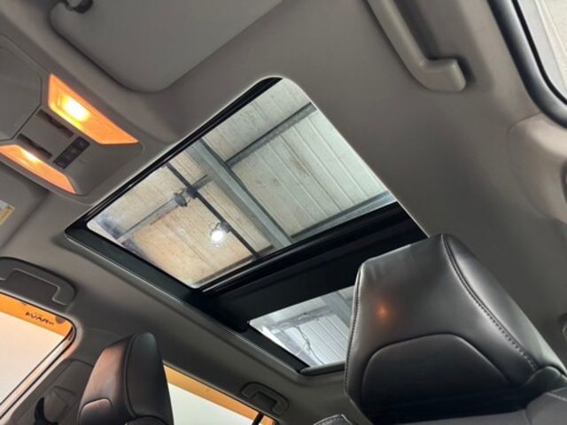 TOYOTA豐田 RAV4  第12張相片