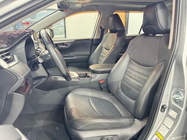 TOYOTA豐田 RAV4  第15張相片