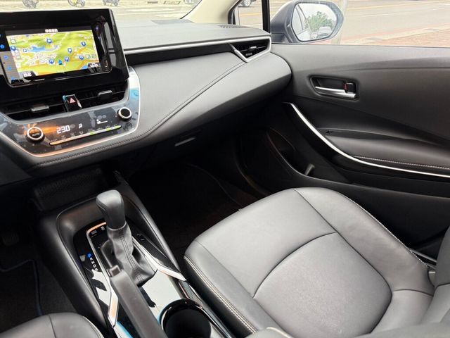 TOYOTA豐田 COROLLA ALTIS HYBRID  第6張相片