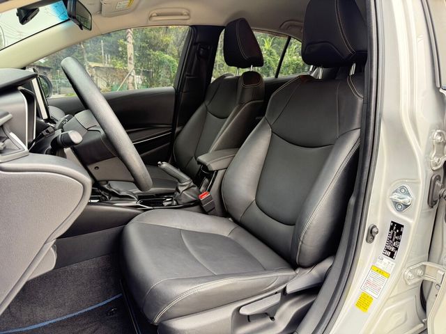 TOYOTA豐田 COROLLA ALTIS HYBRID  第12張相片