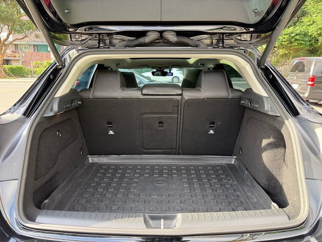 M-BENZ賓士 GLA200  第17張相片