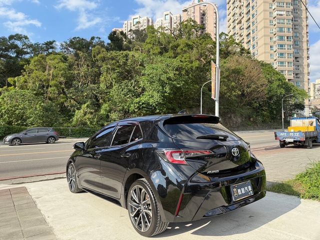 TOYOTA豐田 COROLLA SPORT  第3張相片